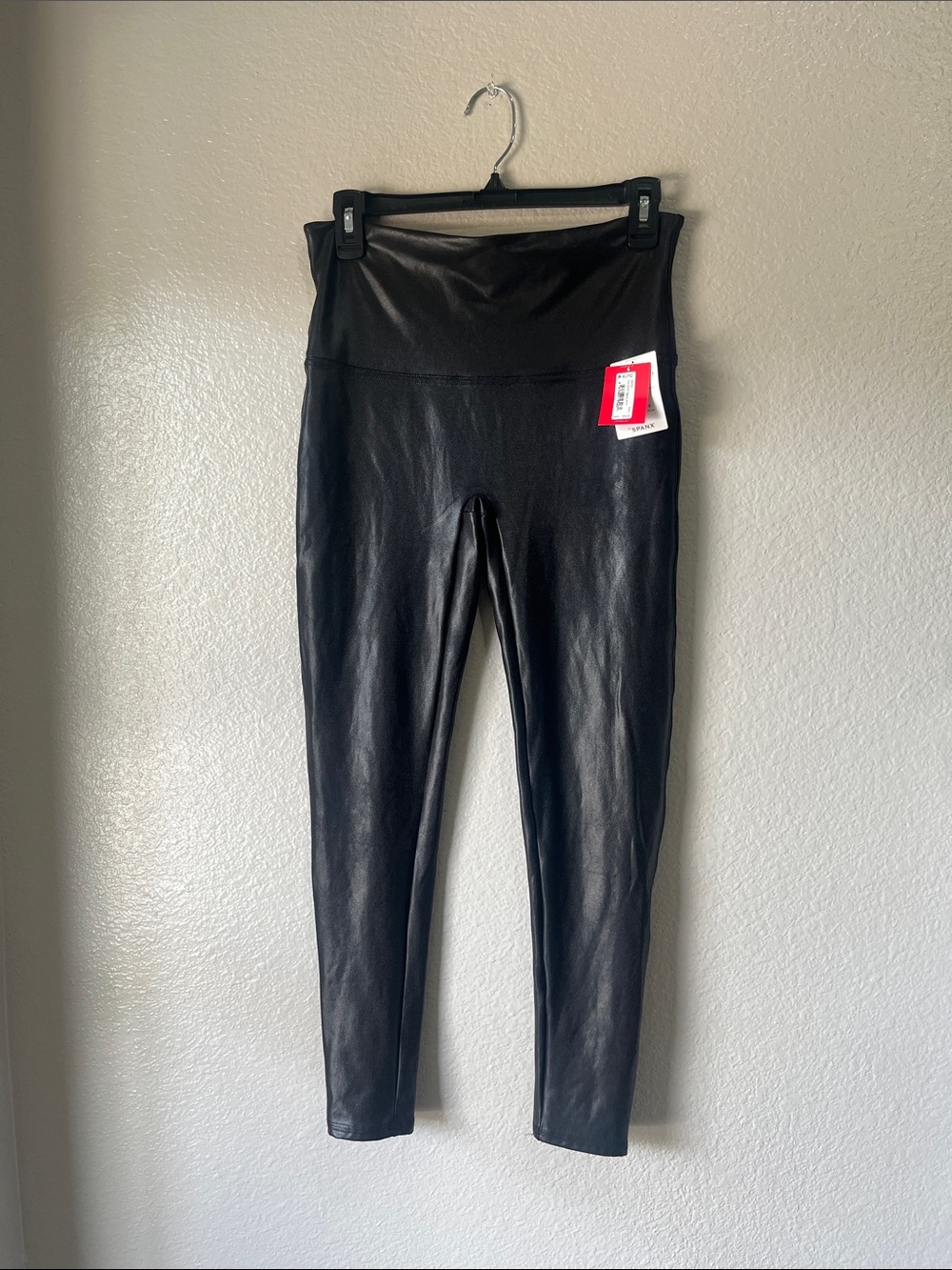 SPANX Black Faux Leather Shine Leggings Sz XL Casual Office Business Chic TC0542
